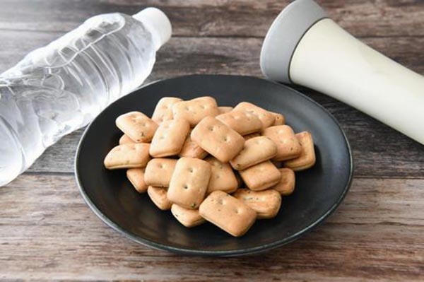 非常食かんぱん他