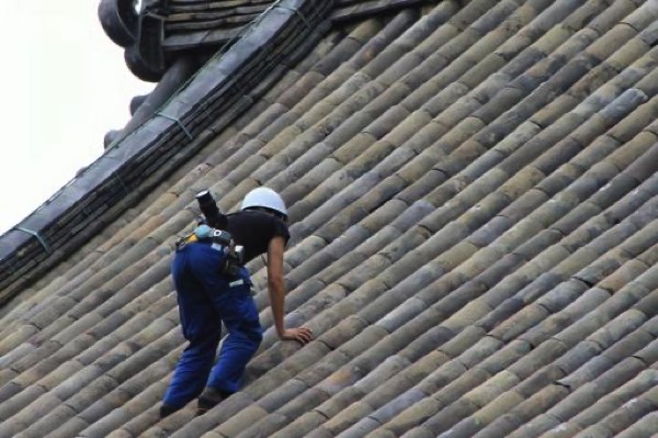 屋根瓦の点検