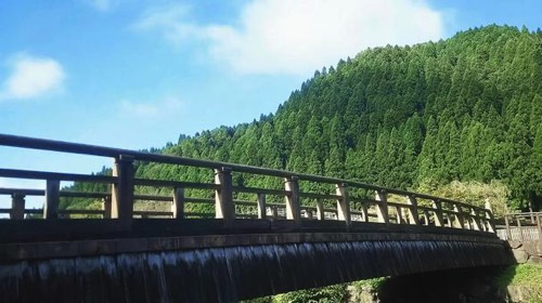 老朽化した橋