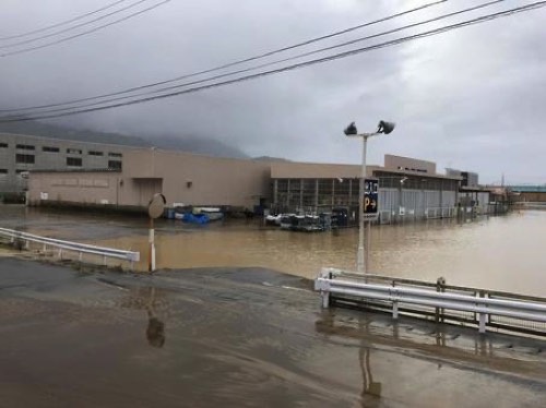 内水氾濫被害が発生した店舗