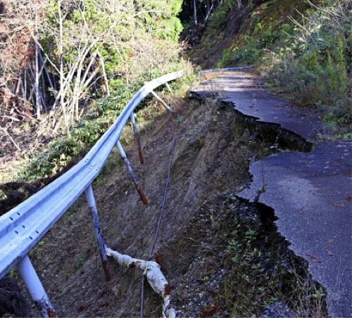 孤立の原因道路の損壊