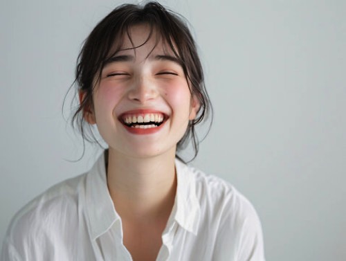 笑顔の女性