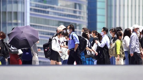 猛暑日のオフィス街