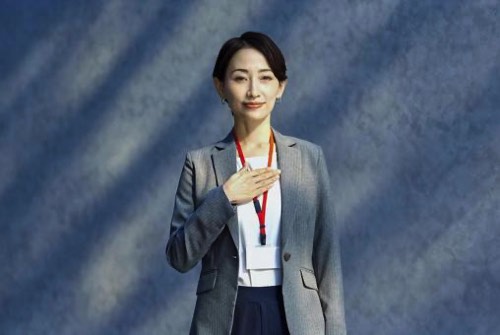 女性保険担当者