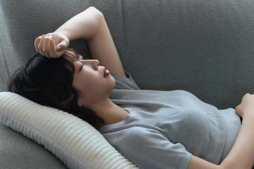 疲れた女性